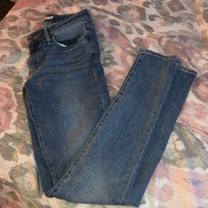 711 Levi Skinny Jeans